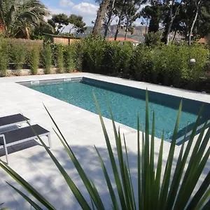  Vakantiehuis - Maison Les Calanques - Piscine Chauffee